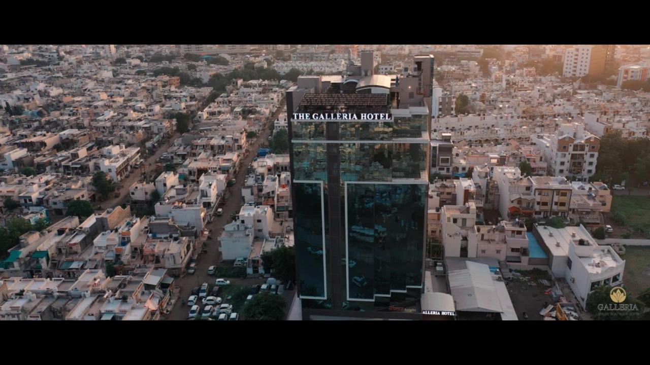 The Galleria Hotel Rajkot Bagian luar foto